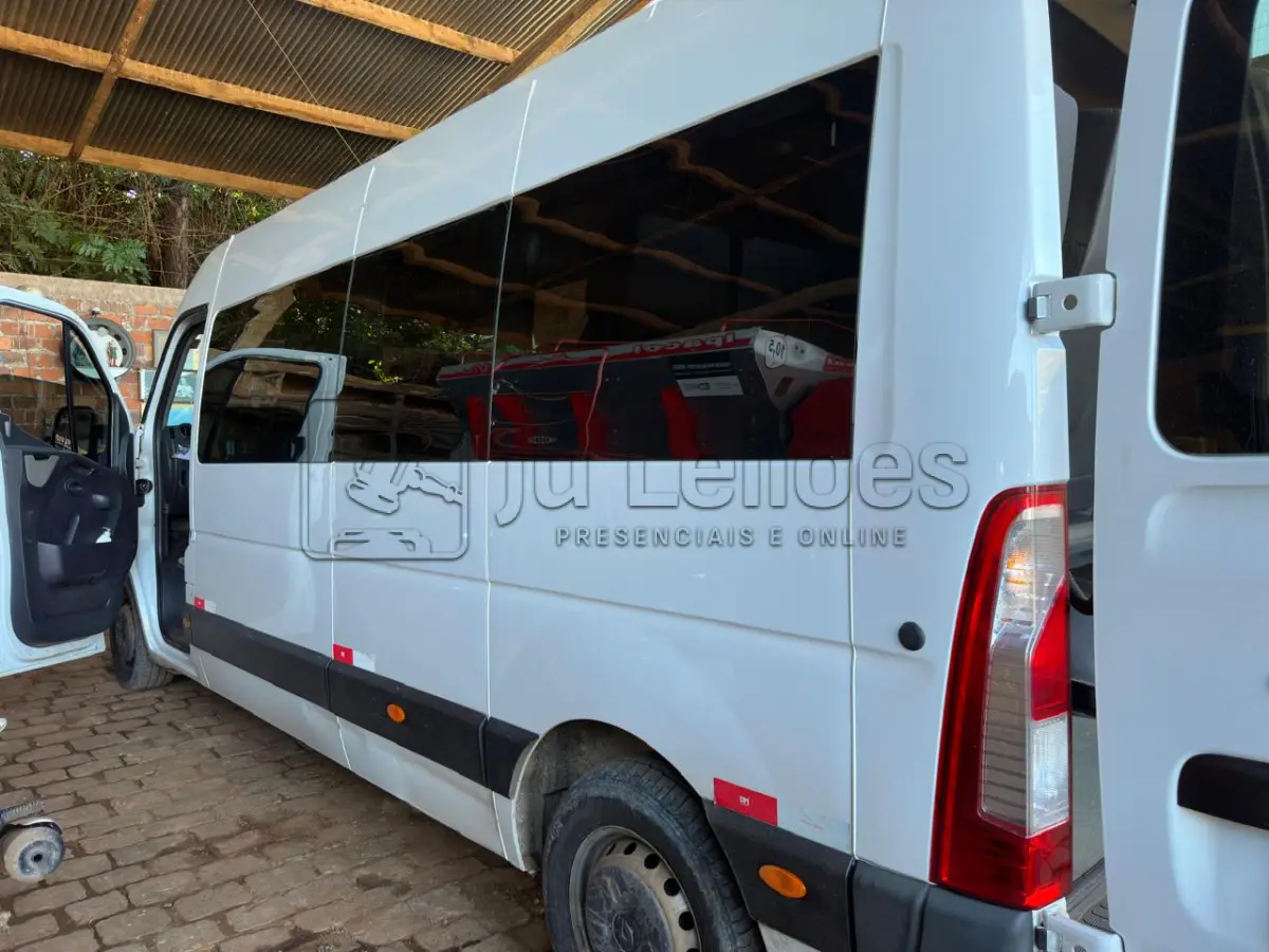 LOTE 001 - RENAULT/MASTER RETH ACES MICROÔNIBUS