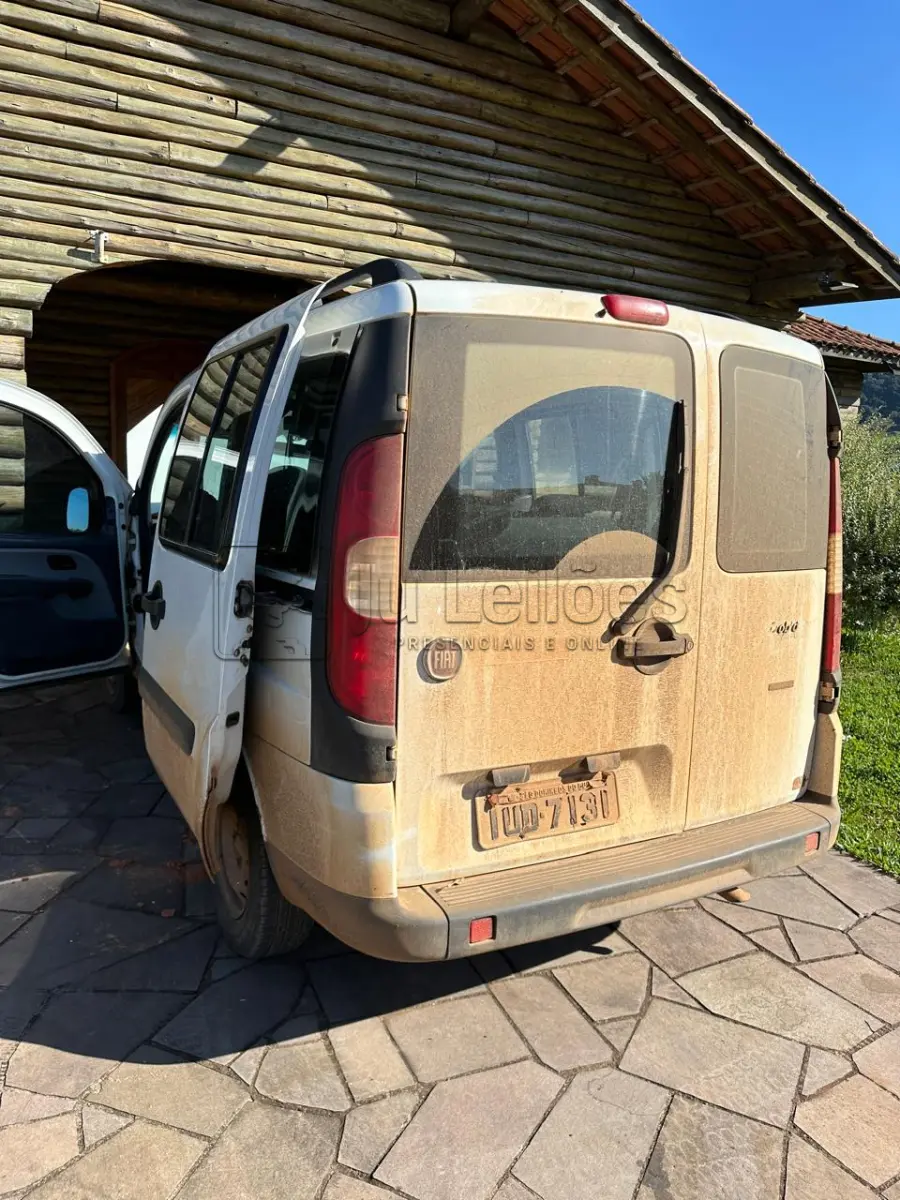 LOTE 003 - FIAT/DOBLO ESSENCE 1.8
