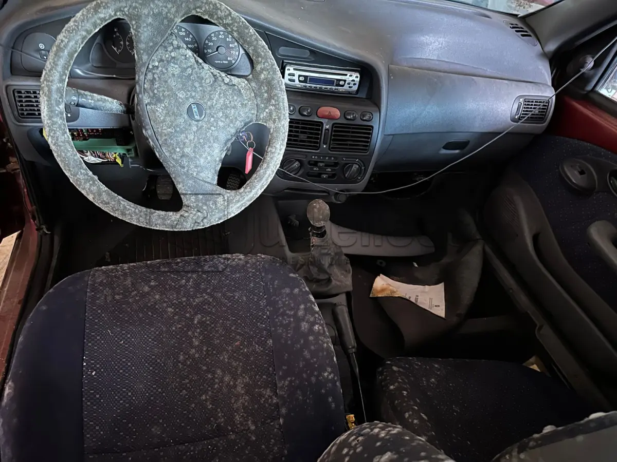 LOTE 008 - FIAT SIENA 6MARCHAS