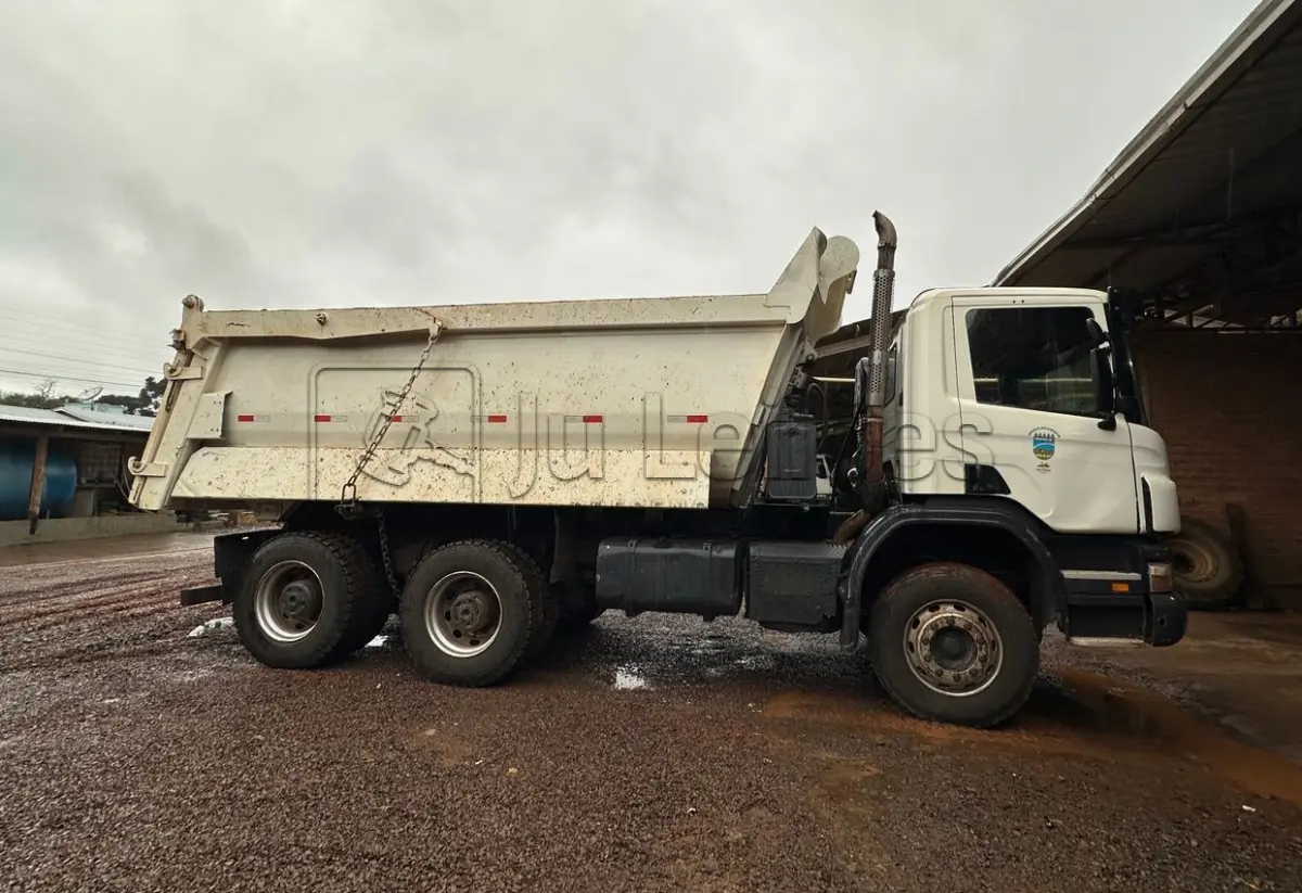 LOTE 011