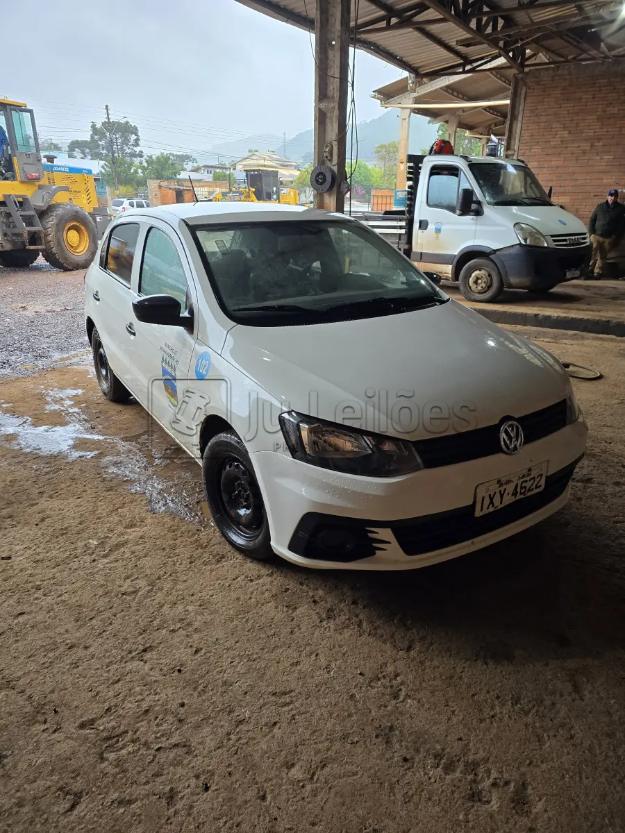 LOTE 003 - VW/NOVO GOL TL