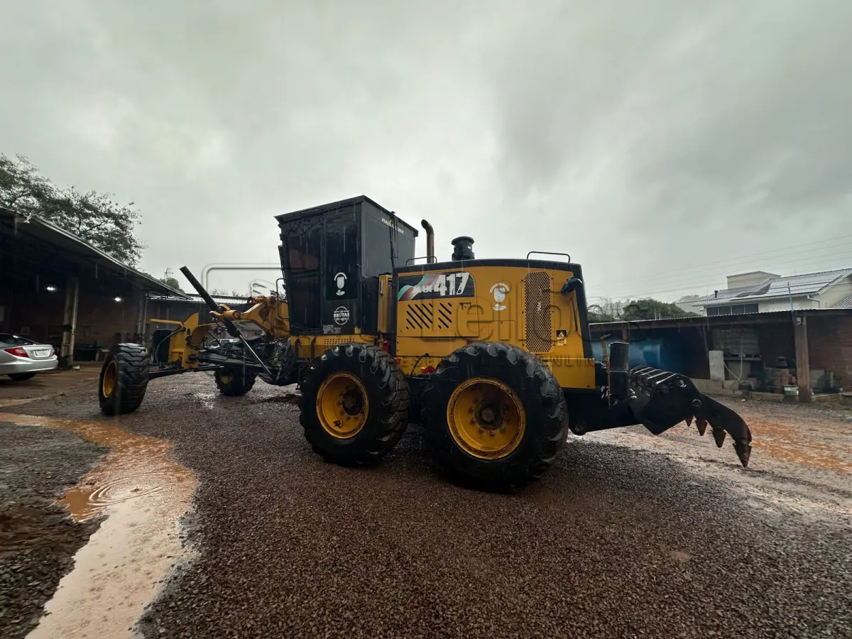 LOTE 016 - MOTONIVELADORA MAXLOADER – MODELO MAX417 (MGI 320 CV) SHANGCH ALC 6121