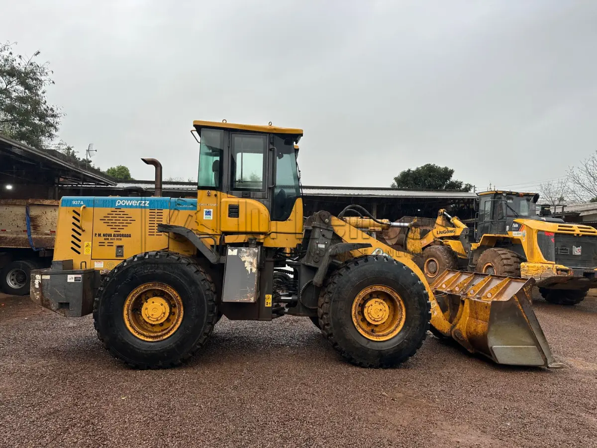 LOTE 015 - CARREGADOR POWER ZZ MODELO 937A