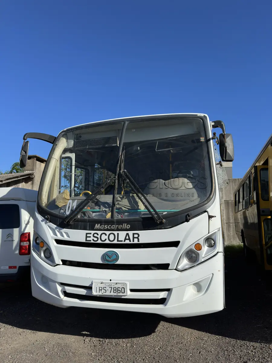 LOTE 005 - ÔNIBUS AGRALE