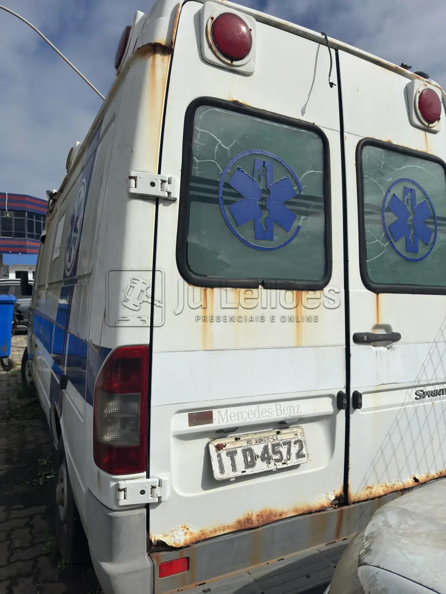 LOTE 006 - M.BENZ/SPRINTER