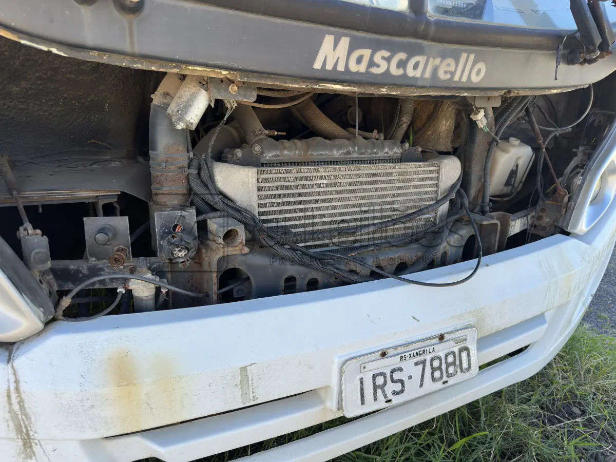 LOTE 002 - ÔNIBUS AGRALE