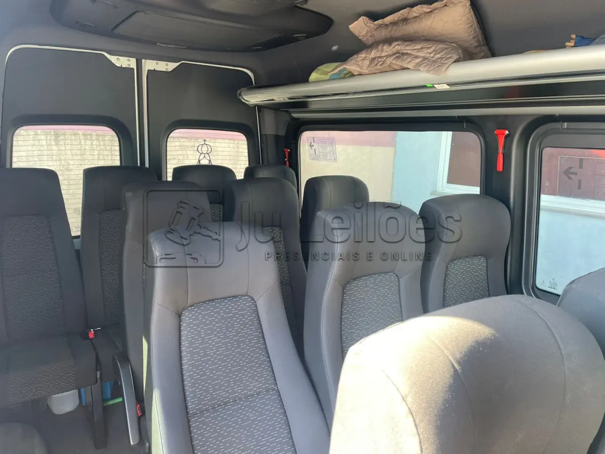 LOTE 023 - M.BENZ 416 CDI SPRINTER
