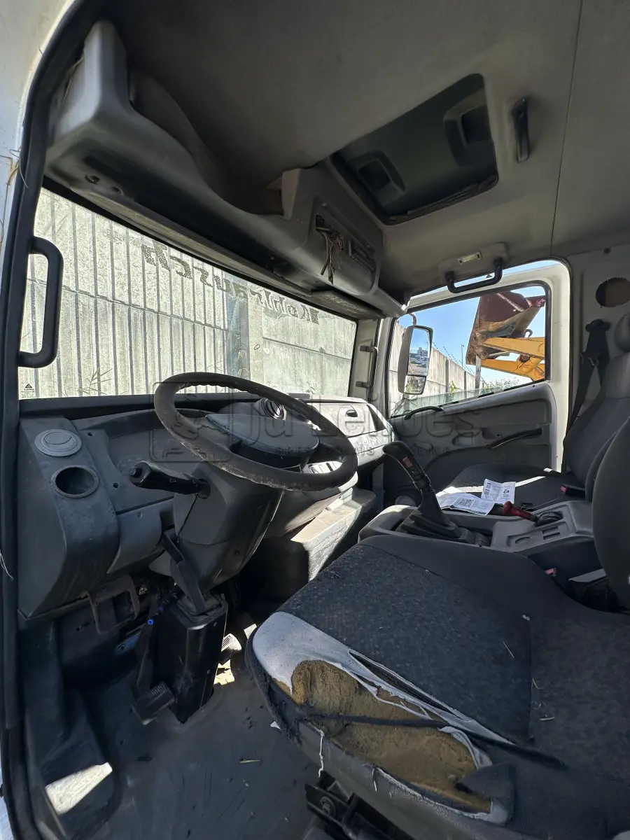LOTE 010 - CAMINHÃO AGRALE