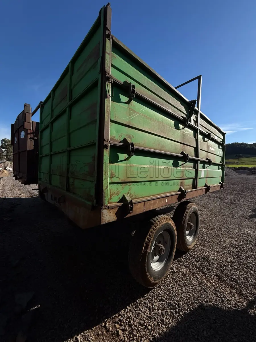 LOTE 006 - CARRETA AGRÍCOLA LUMECO