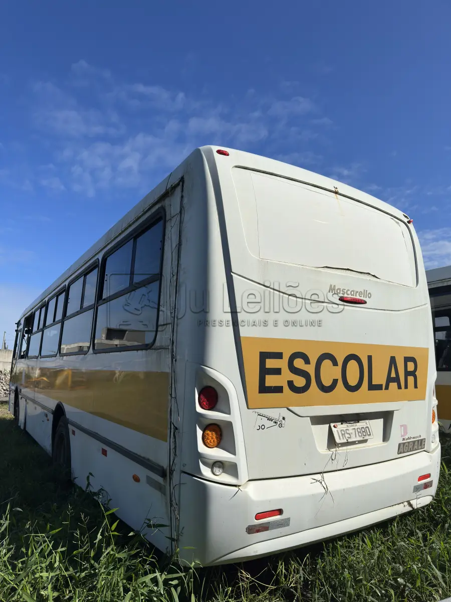 LOTE 002 - ÔNIBUS AGRALE
