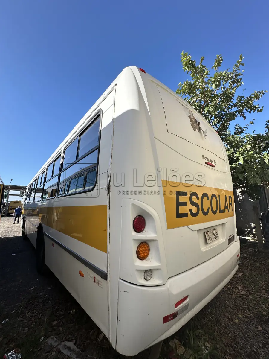 LOTE 005 - ÔNIBUS AGRALE