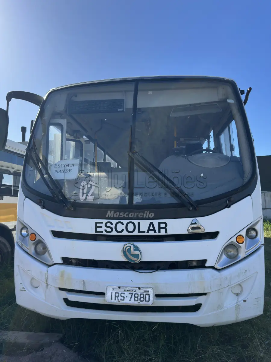 LOTE 002 - ÔNIBUS AGRALE