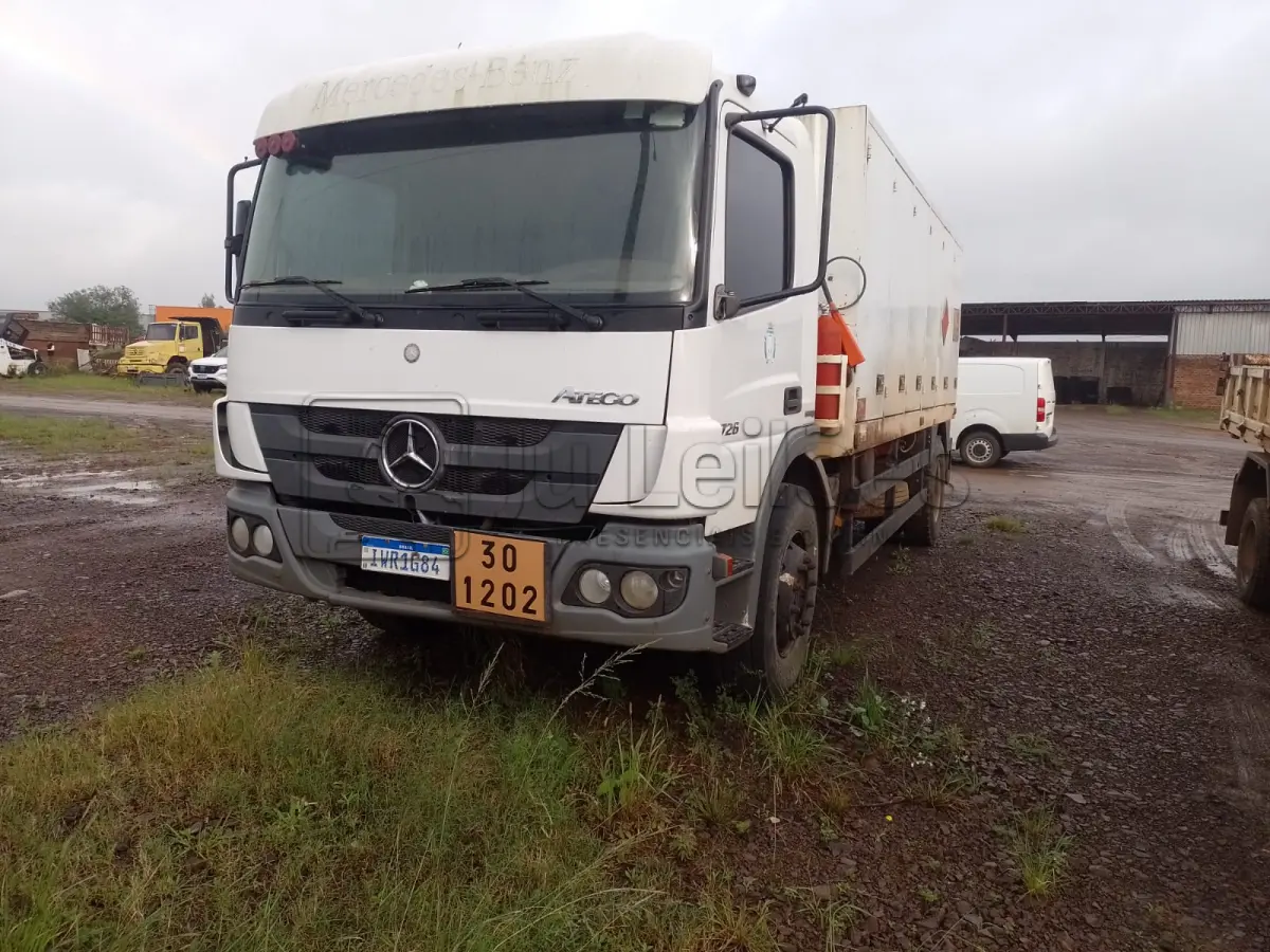 LOTE 005 - CAMINHÃO M. BENZ ATEGO 1726