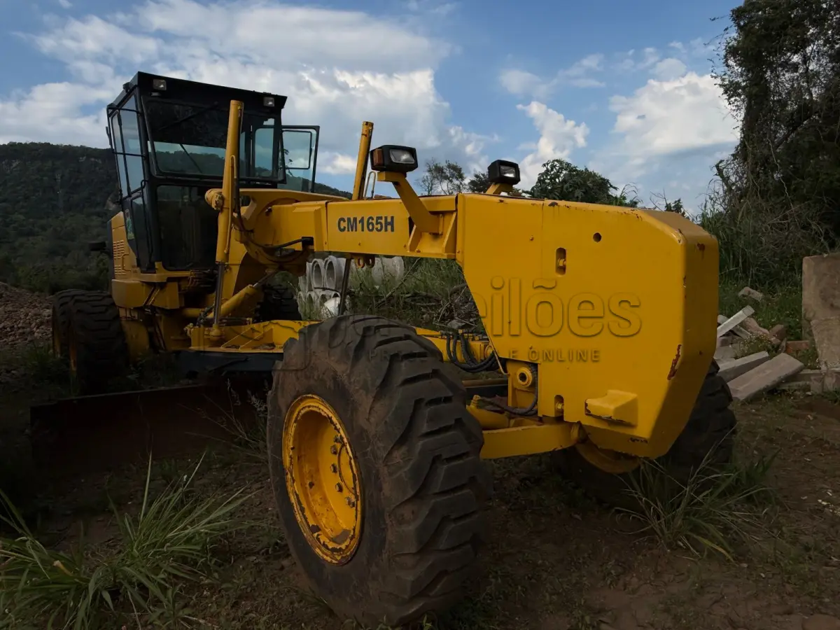 LOTE 001 - MOTONIVELADORA COWDIN