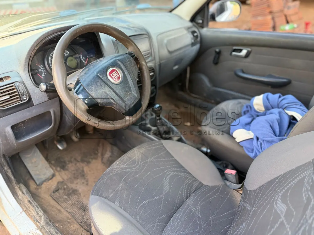 LOTE 004 - FIAT/STRADA WORKING