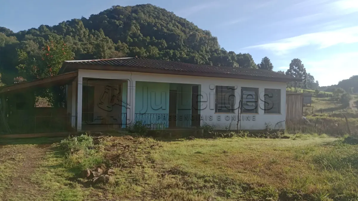 LOTE 008 - PREDIO DE ALVENARIA (SOMENTE O PRÉDIO)