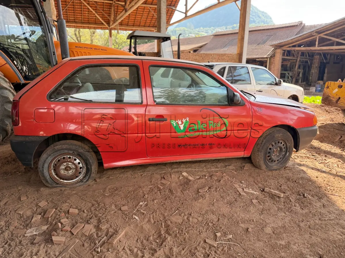 LOTE 010 - VW/GOL SPECIAL