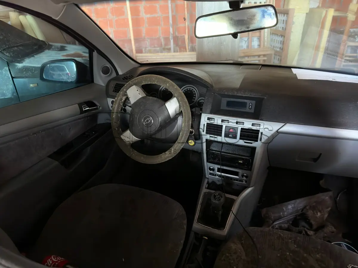 LOTE 021 - GM/ VECTRA SEDAN ELEGANCE