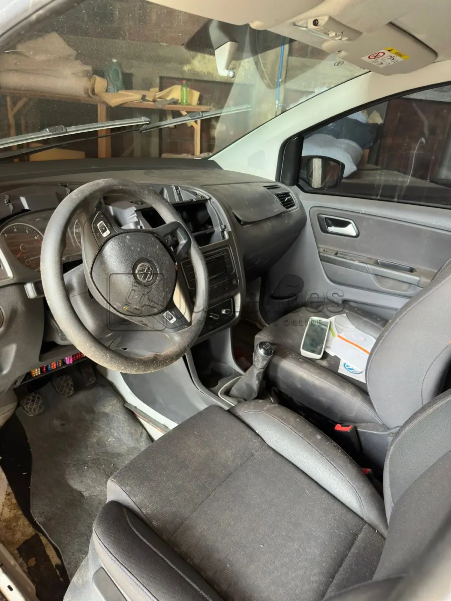 LOTE 001 - VW SURAN / SUCATA