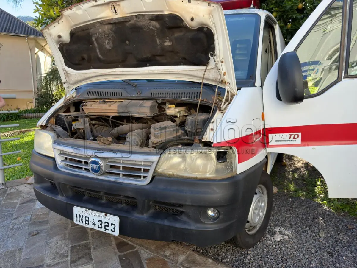 LOTE 002 - FIAT/DUCATO TH AMBULÂNCIA