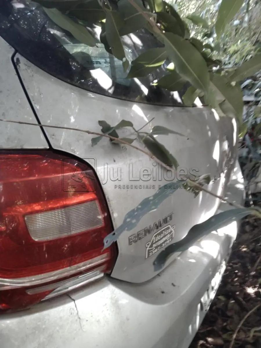 LOTE 017 - RENAULT /SANDERO