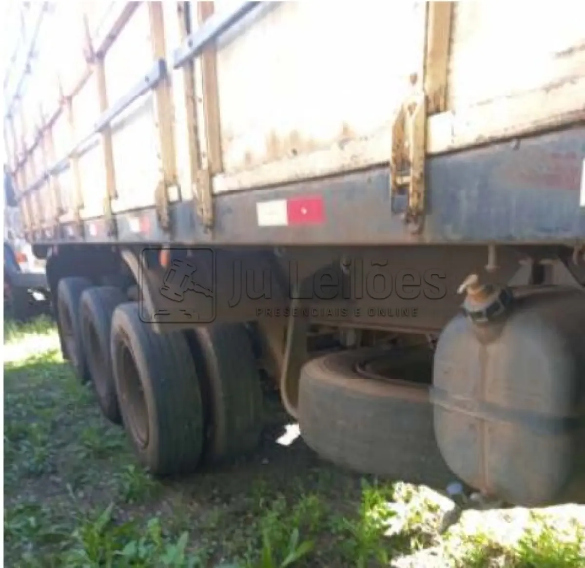 LOTE 019 - REB /KRONE CA123 CG27
