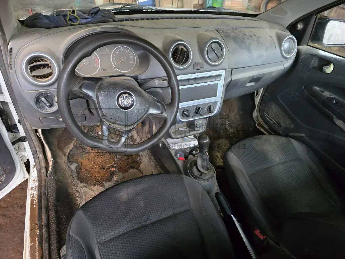LOTE 002 - VW/NOVA SAVEIRO ROBUST