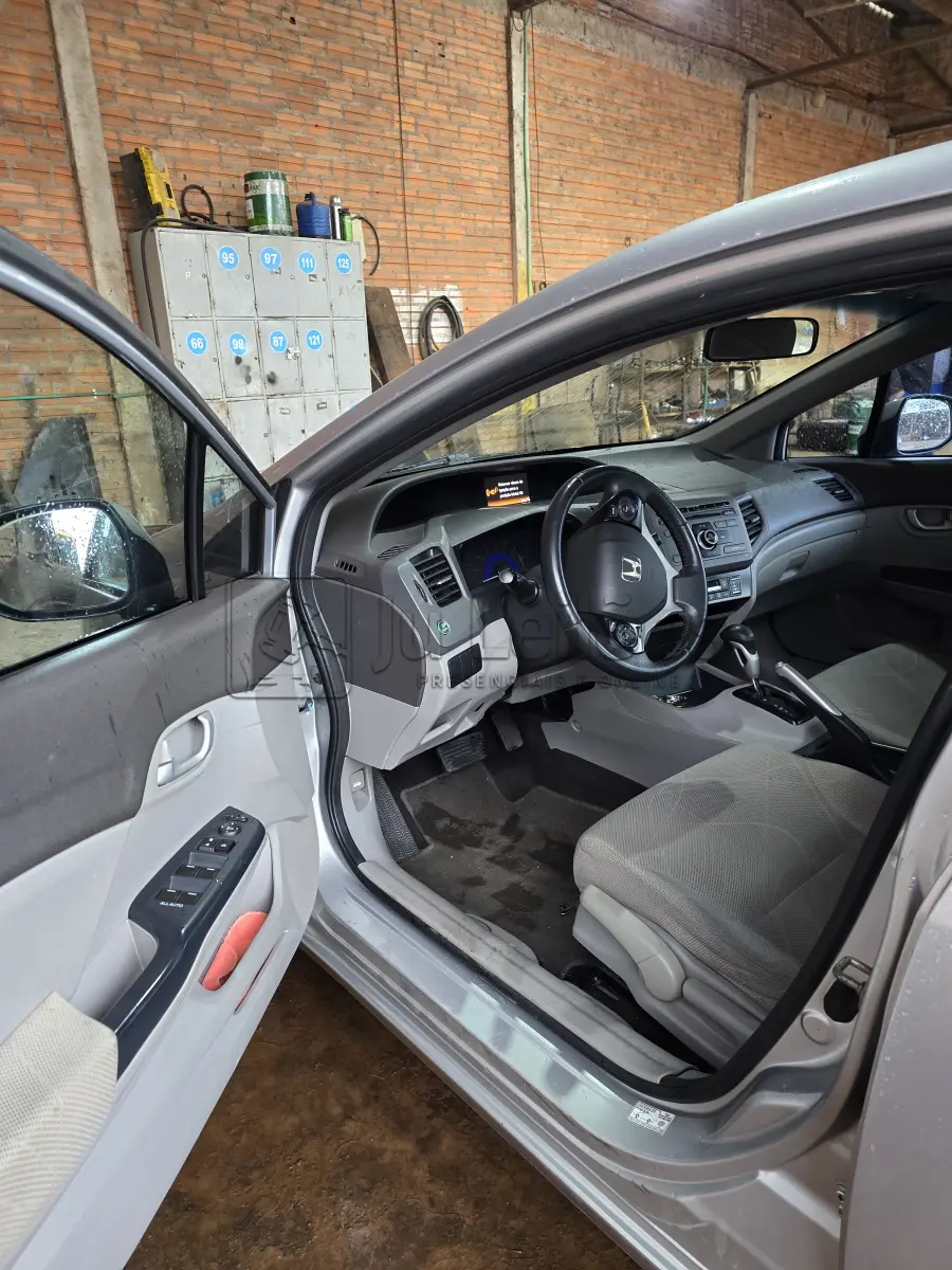LOTE 001 - HONDA/CIVIC LXS
