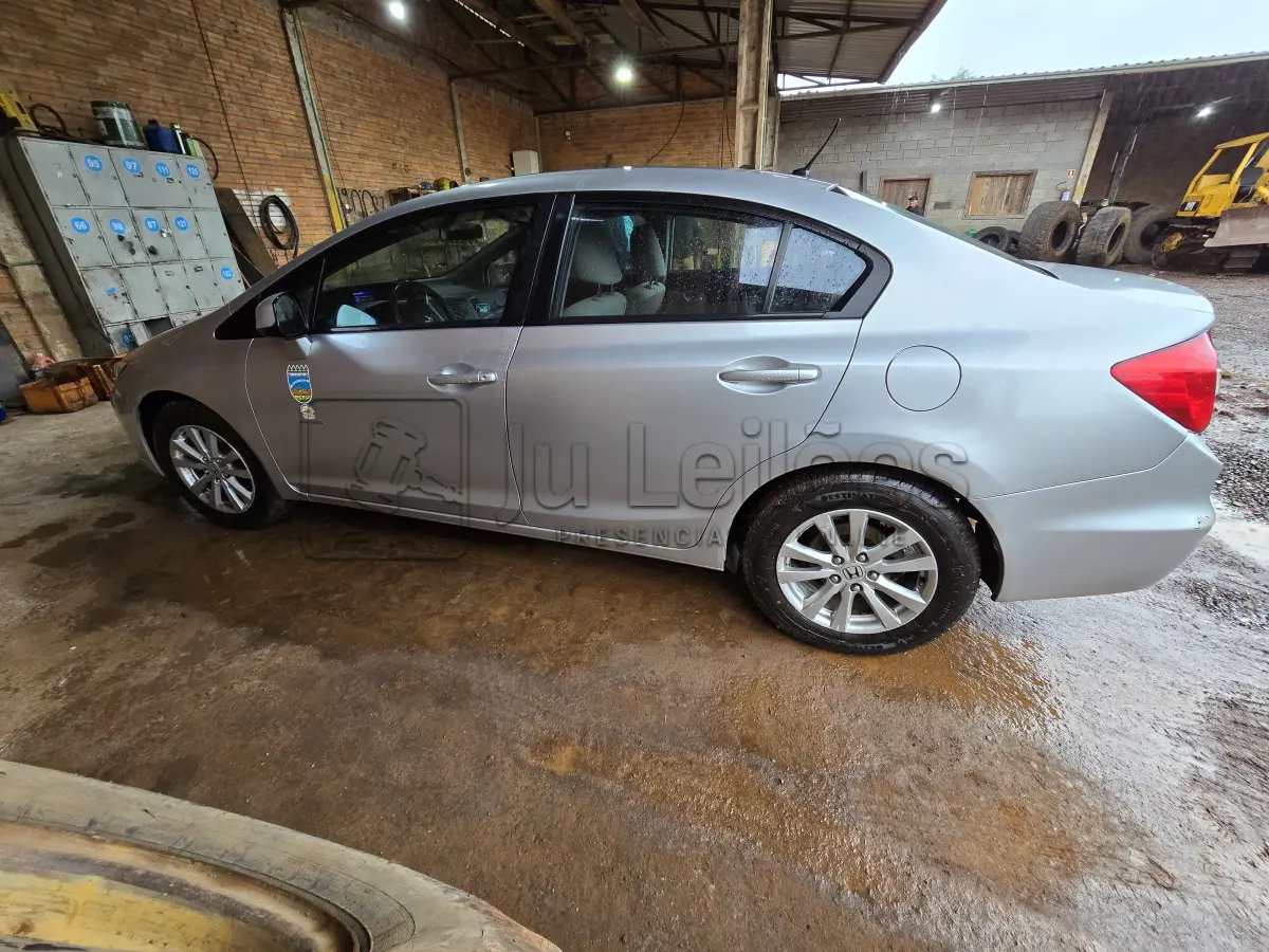 LOTE 001 - HONDA/CIVIC LXS