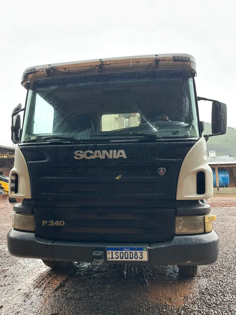 LOTE 011 - SCANIA/P 340 B 6X4