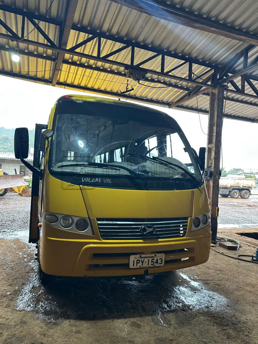 LOTE 010 - MARCOPOLO/VOLARE V8L ESCOLAR