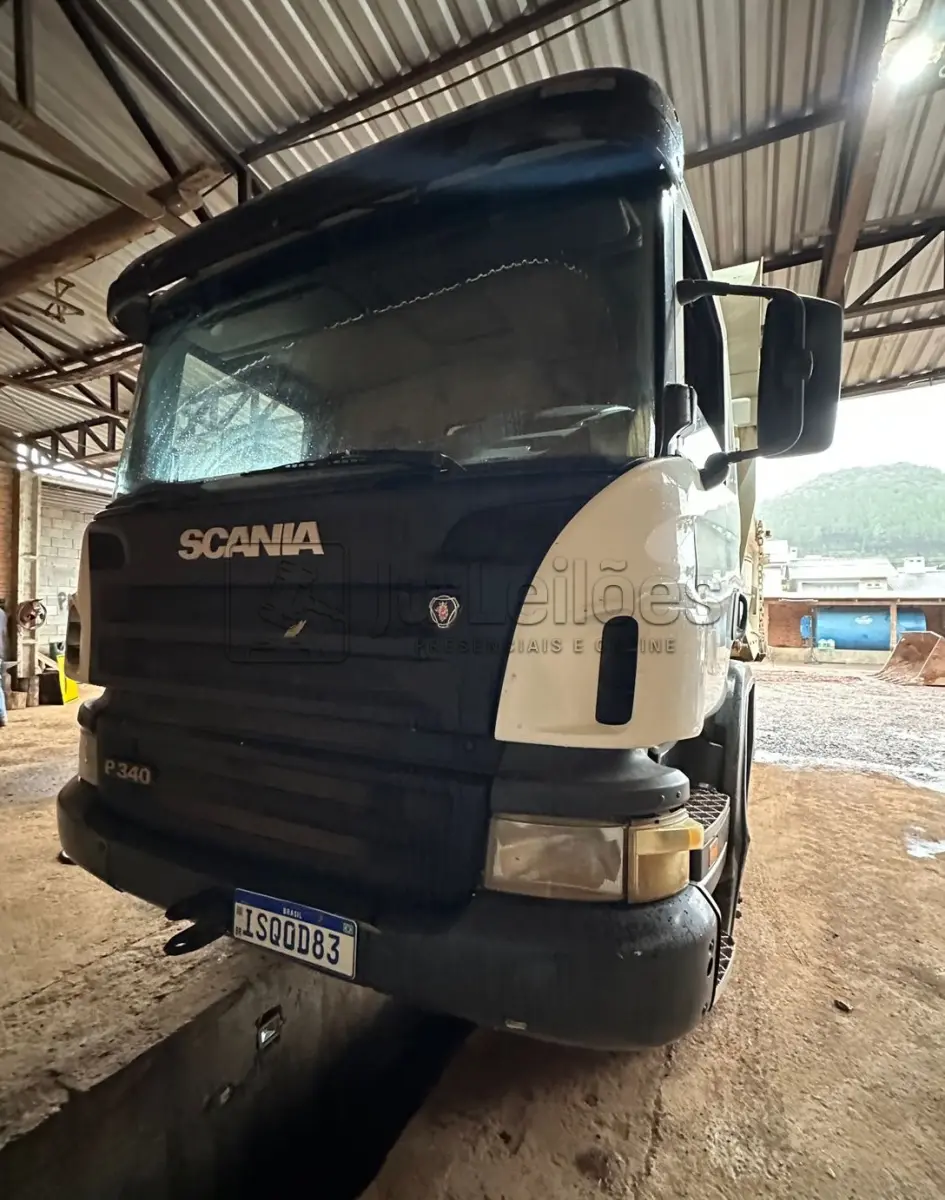 LOTE 011 - SCANIA/P 340 B 6X4