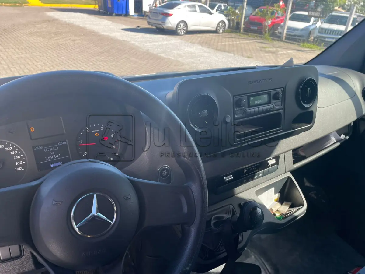 LOTE 024 - M.BENZ 416 RR MO