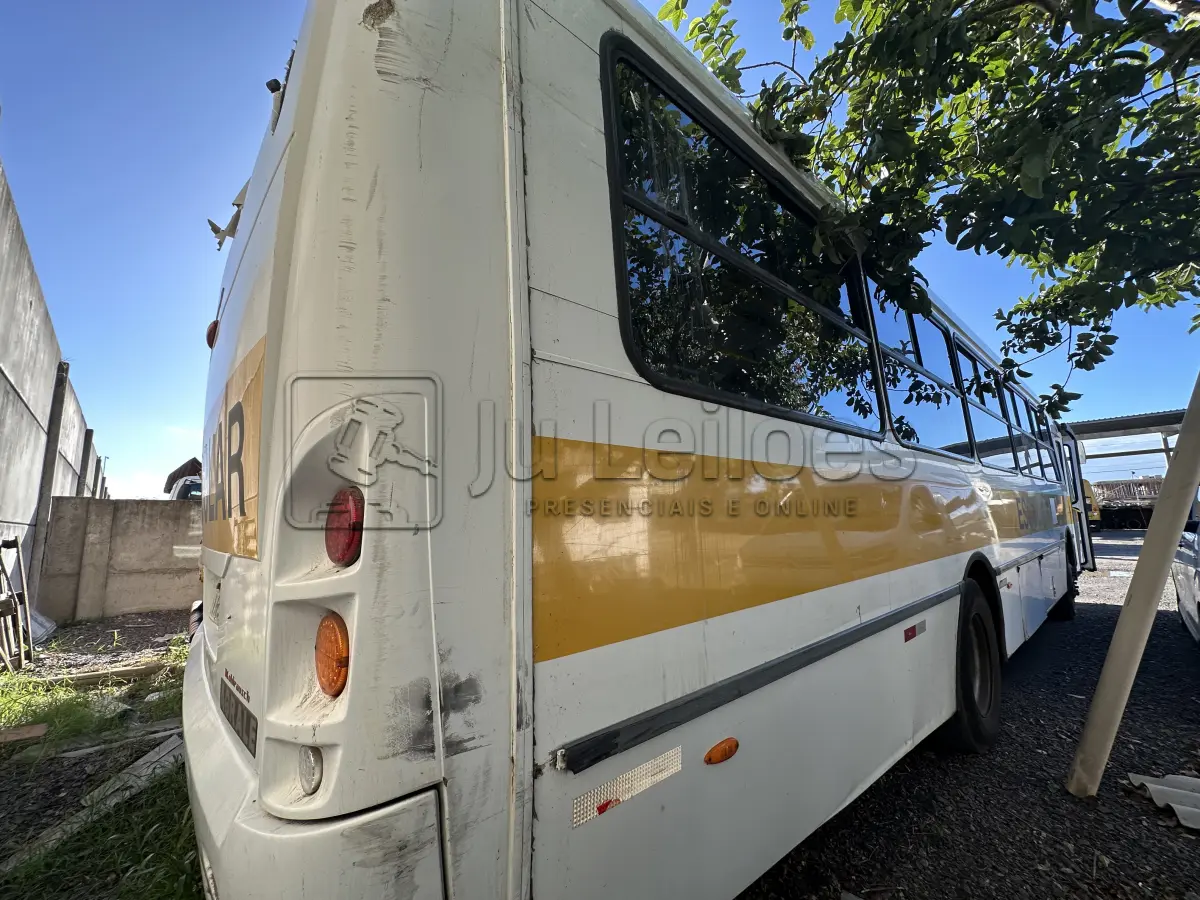 LOTE 005 - ÔNIBUS AGRALE